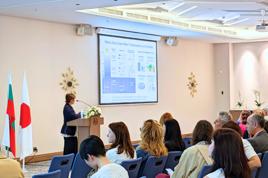 【学会発表】International Symposium "Aquaphotomics - Health and Beauty"にて最新の研究成果を発表